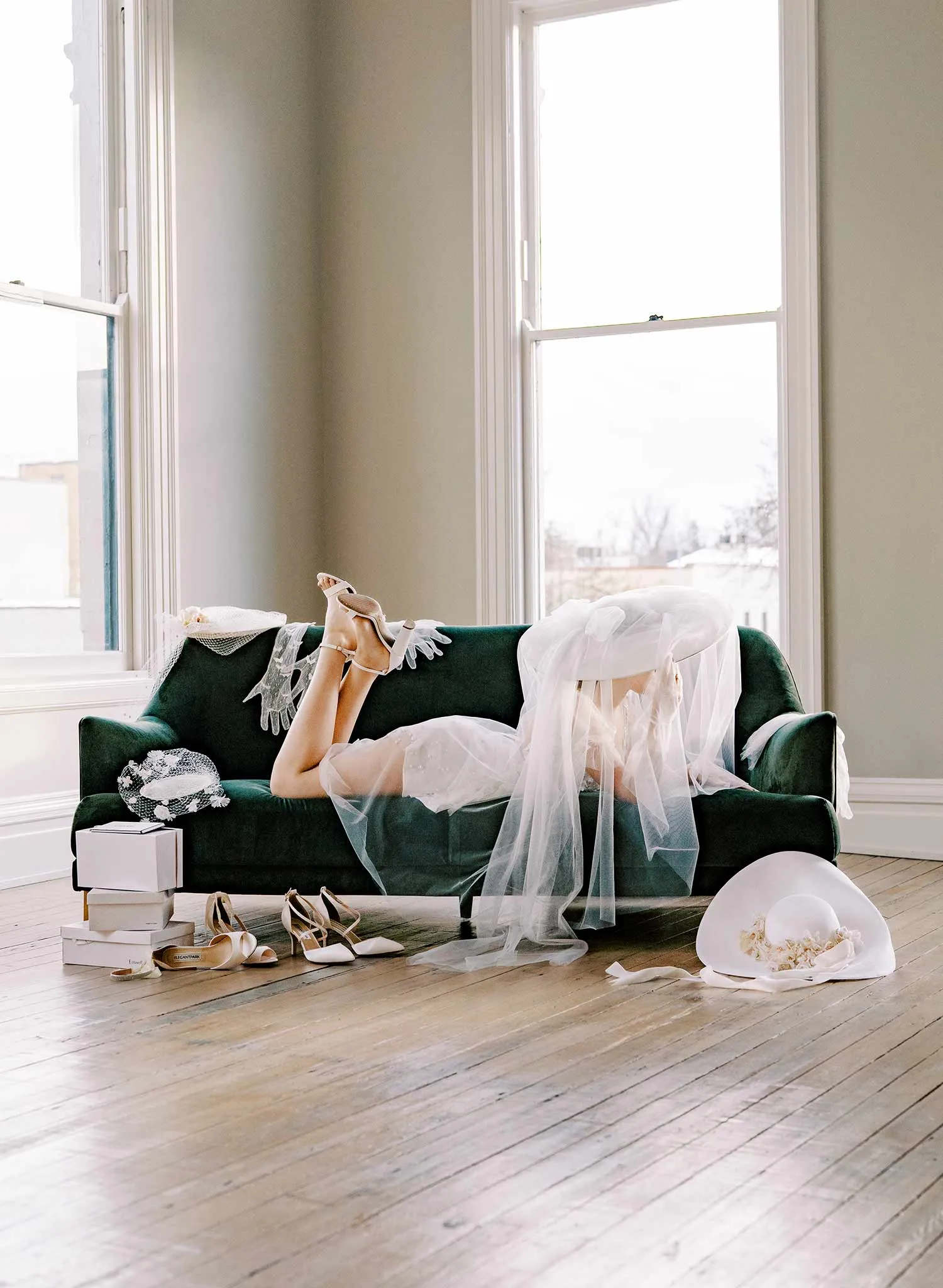 Dream cloud bridal hat with veil - Style #2456