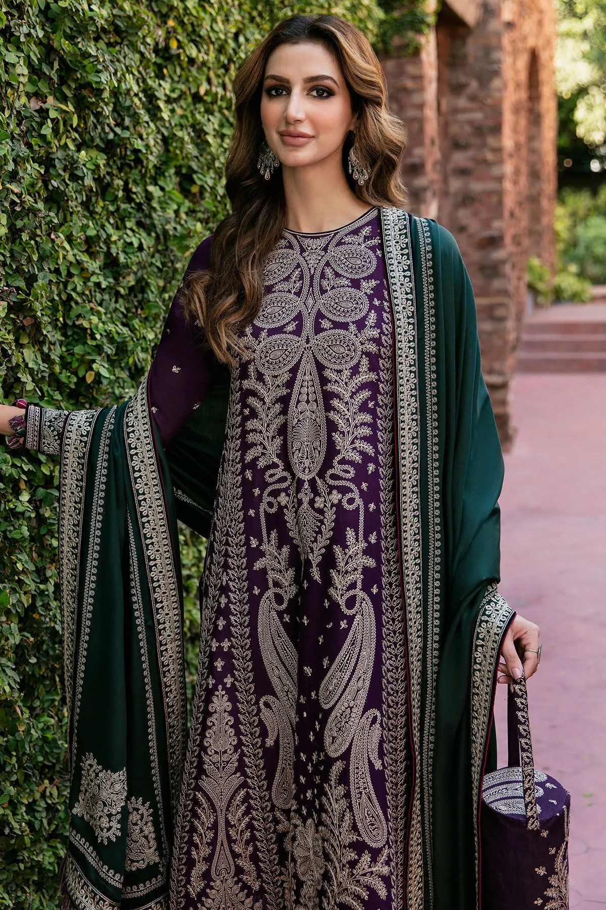 EMBROIDERED SLUB KHADDAR-DW23-D4