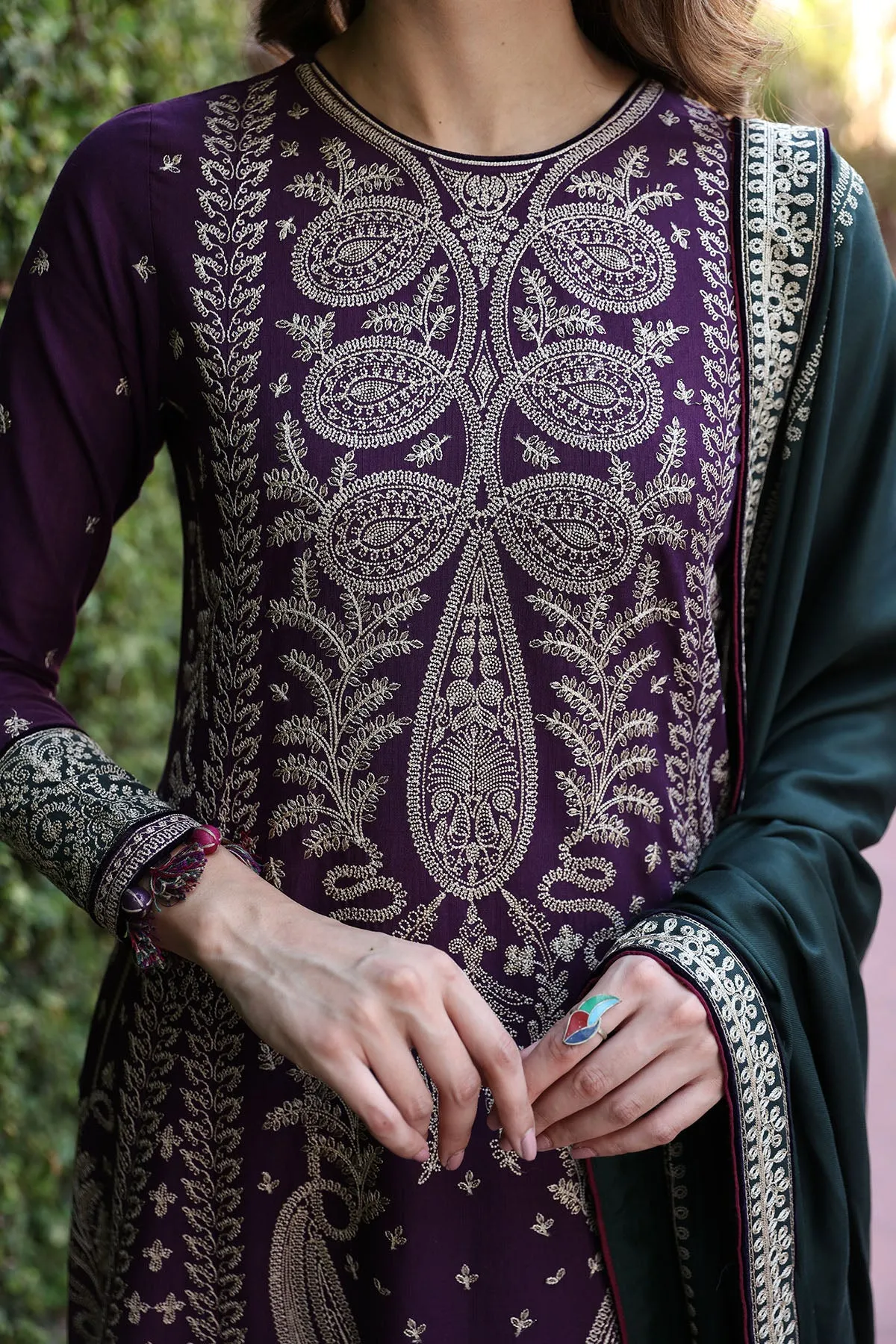 EMBROIDERED SLUB KHADDAR-DW23-D4