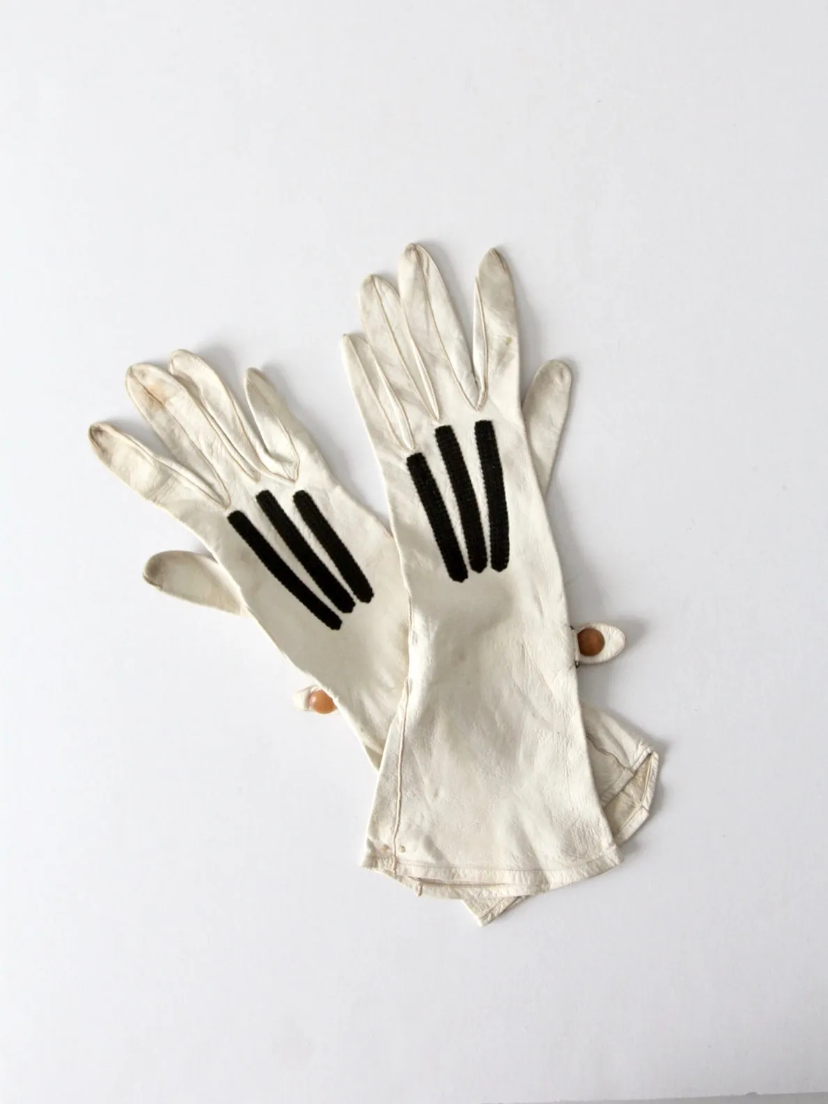 vintage leather driving gloves